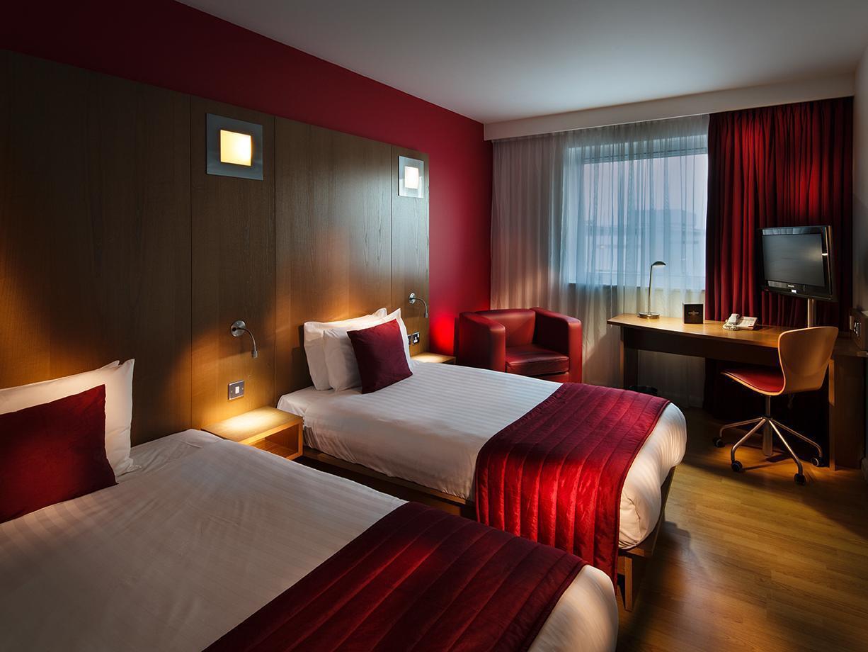 B&B Hotel Ипсуич Екстериор снимка